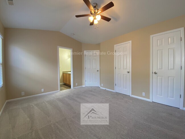 Building Photo - 2748 Scotchbroom Point
