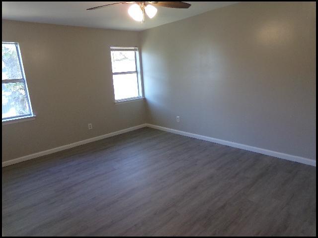 Building Photo - 1807 Sanford Dr