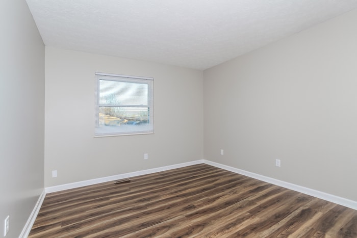 Building Photo - 250 Francisridge Dr