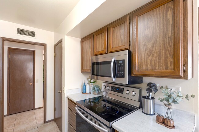 Building Photo - 12414 W Nugget Ct