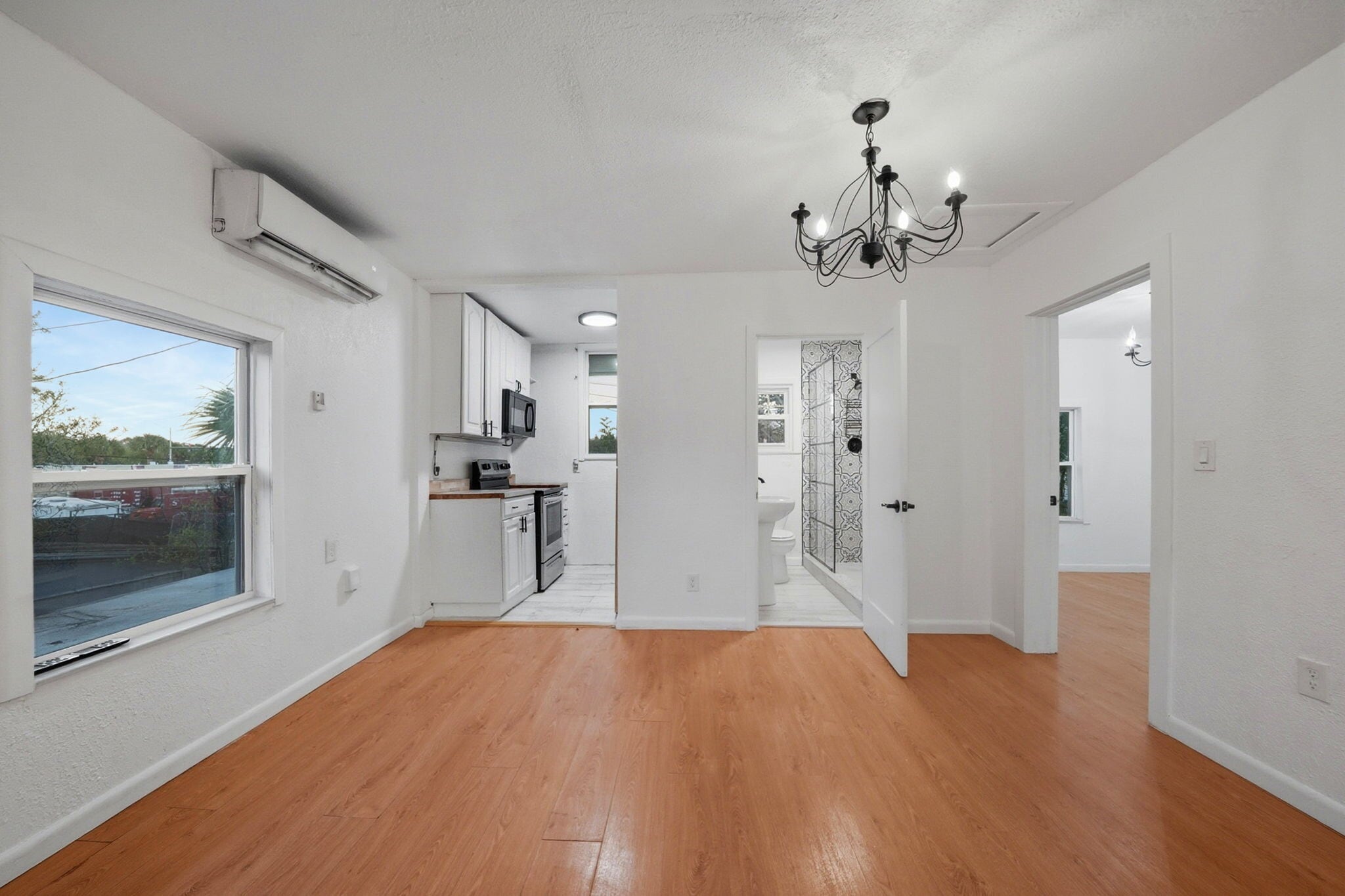 Building Photo - 1226 Easter Ave