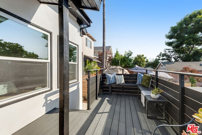 Building Photo - 841 N La Fayette Park Pl