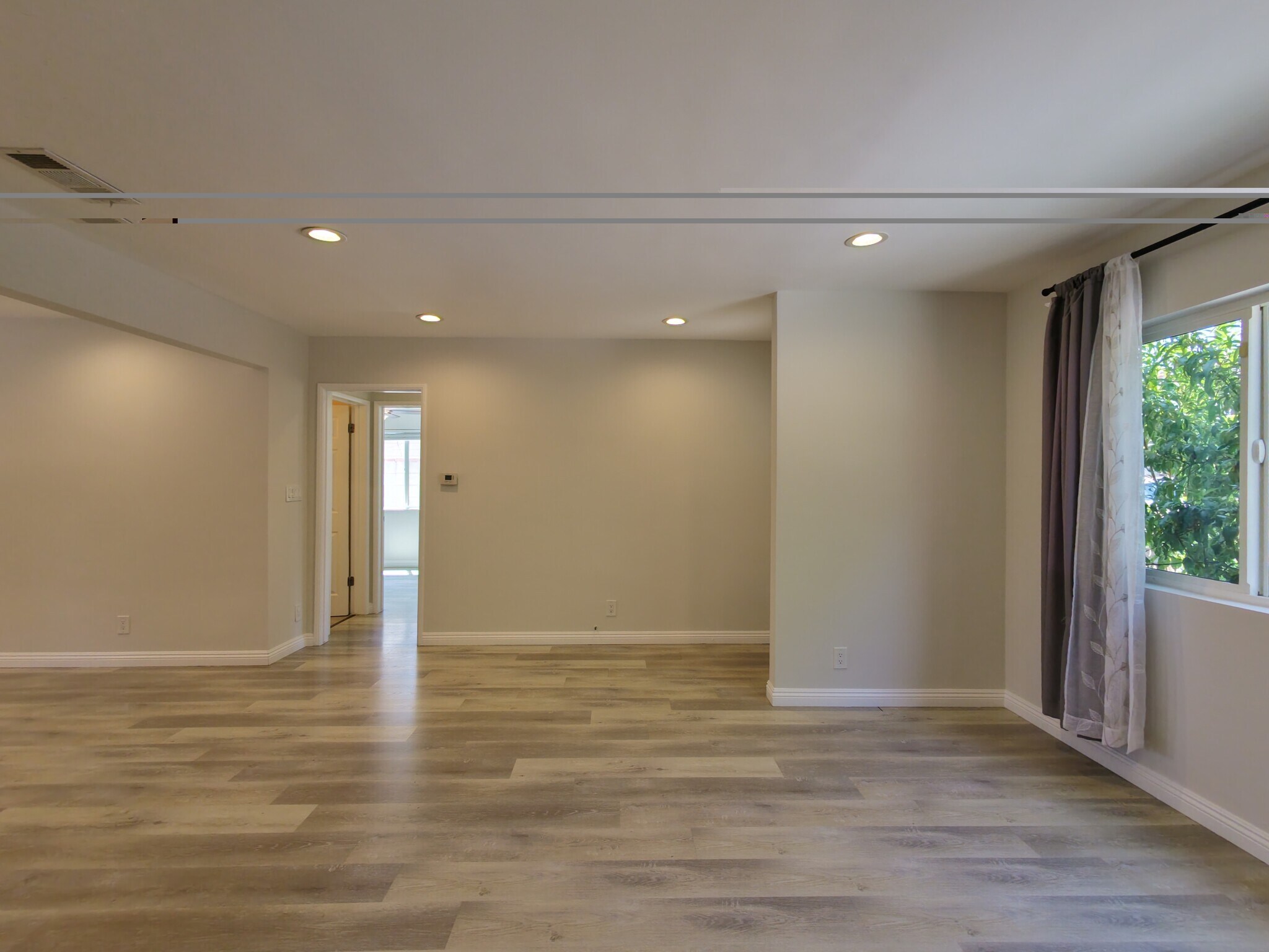 Building Photo - 6928 Lubao Ave