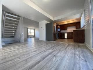 Building Photo - End Unit Townhome for Rent-move in ready N...