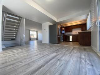 Building Photo - End Unit Townhome for Rent-move in ready O...