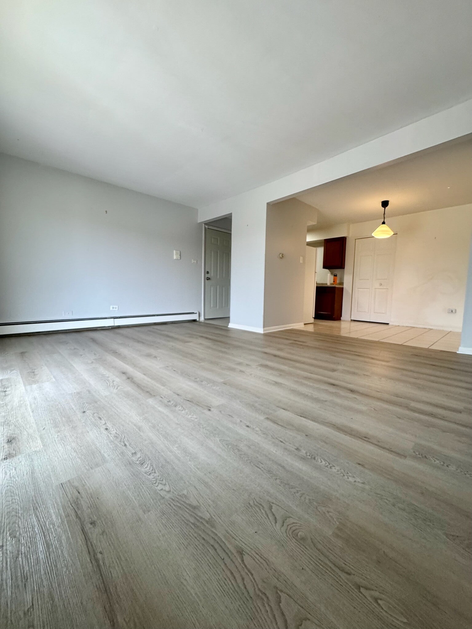 Building Photo - 12715 S La Crosse Ave