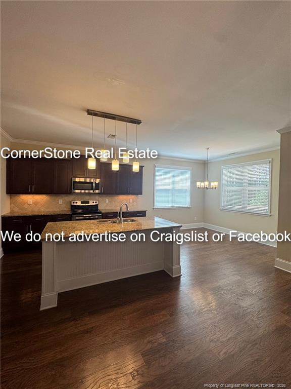 Building Photo - 547 Micahs Way N