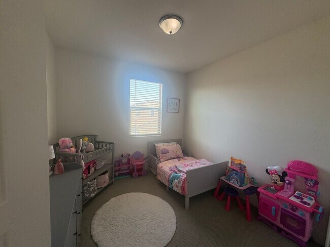 Building Photo - 1839 Yellowwood Ave