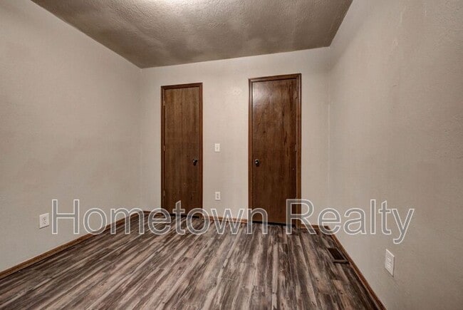 Building Photo - 432 NE 115th St