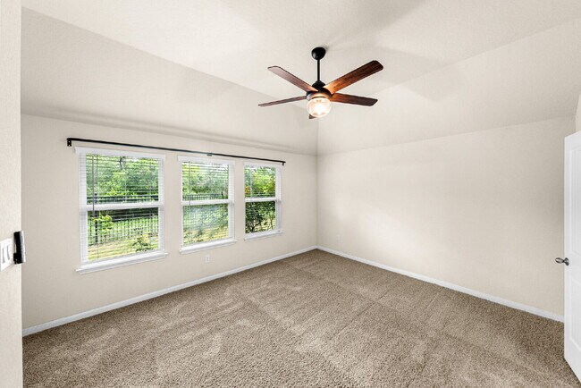 Building Photo - Greenbelt - Cul De Sac - Oversized Homesite