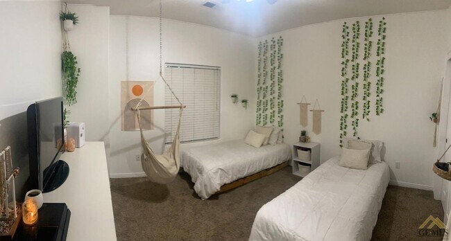 Building Photo - Coming Soon!