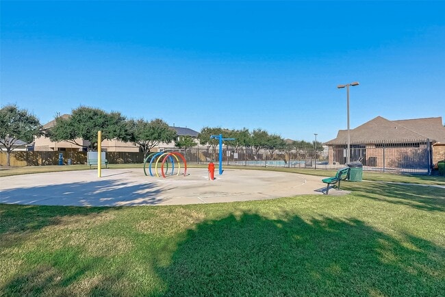 Building Photo - 5011 Redwing Brook Trail