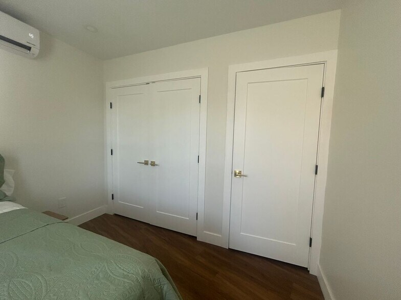 Building Photo - 110 Hotel St