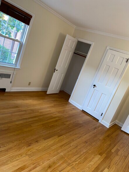 Building Photo - 44 Ellsworth Ave