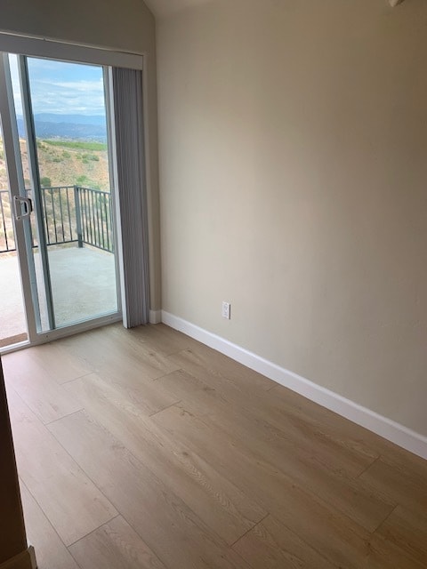 entry from deck - 21387 Crestwind Dr