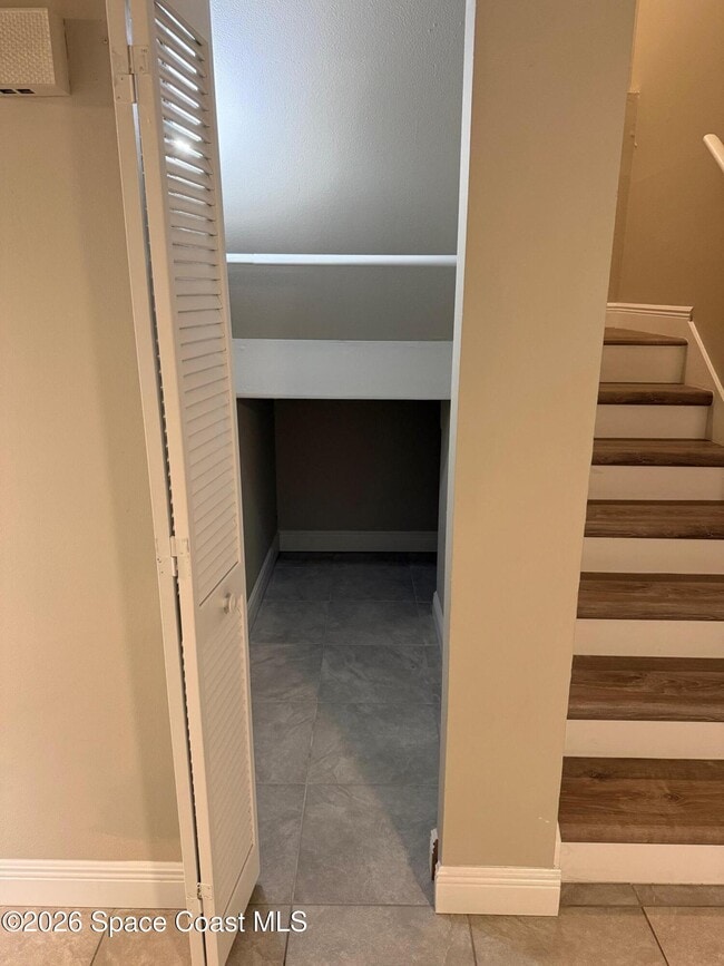 Building Photo - 1425 Croftwood Dr