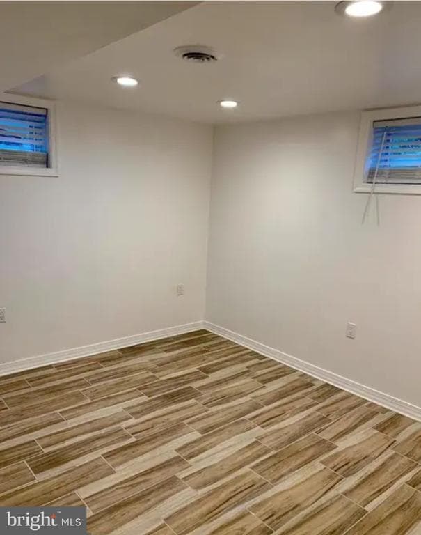 Building Photo - 9323 Alcona St