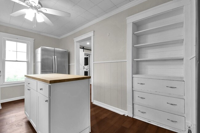 Building Photo - Quant Brick Single Family Rental - Now Available