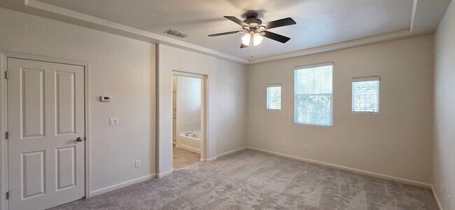 Building Photo - 845 Bronze Ln
