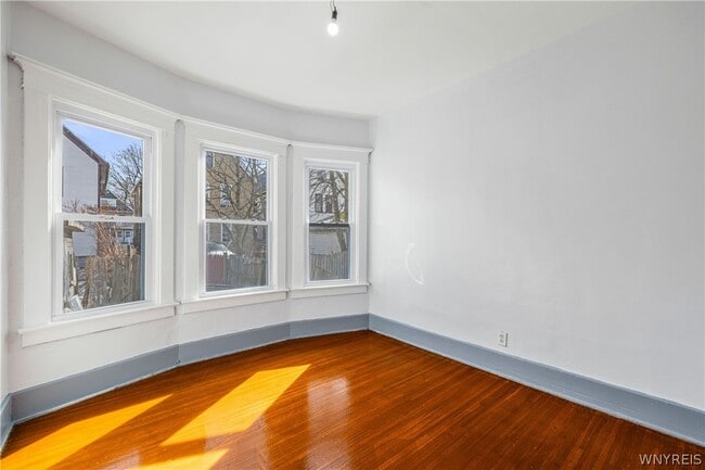 Building Photo - 109 Spaulding St