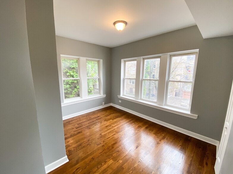 3rd Bedroom - 7815 S Kingston Ave