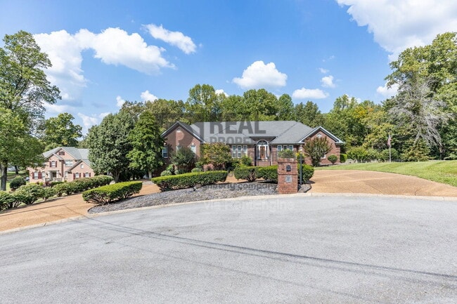 Building Photo - 3 Kyle Ct