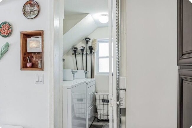 Laundry room - 685 Jersey Ave