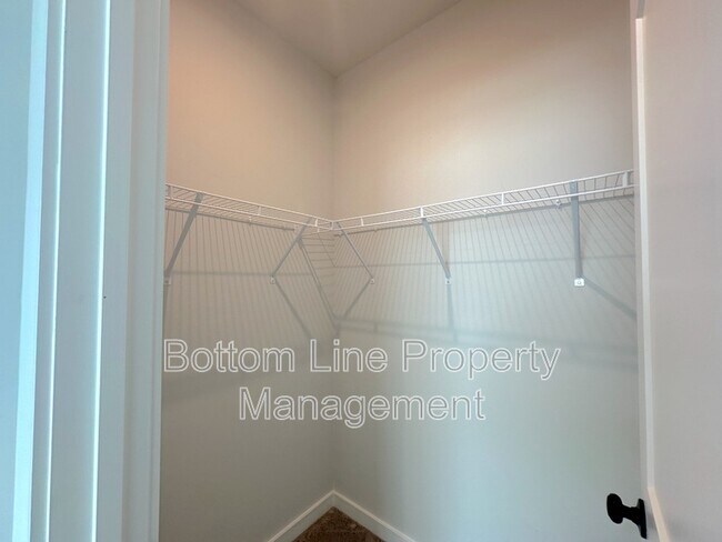 Building Photo - 3348 Finchborough Ct