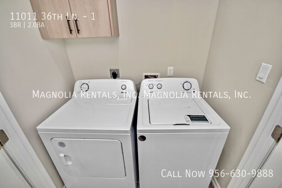 Building Photo - 11011 N 36th Ln