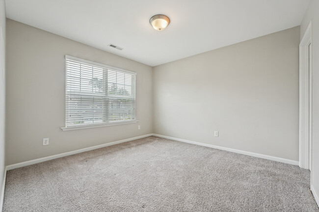 Building Photo - 3356 Bordwell Ridge Dr