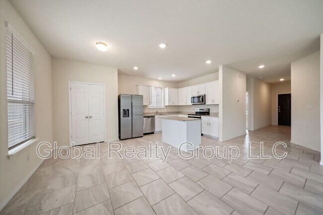 Building Photo - 10318 Lady Bird