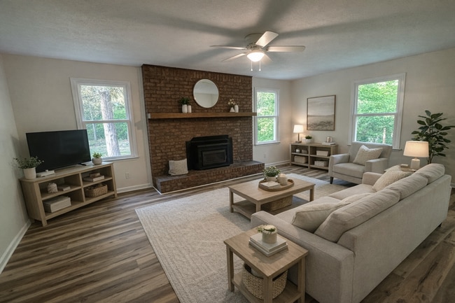 Building Photo - Well Maintained 3 Bedroom 2 Bath on a Private 1 Acre Lot
