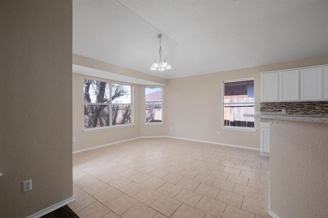 Building Photo - 1008 Chippewa