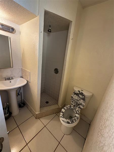 Building Photo - 924 Pennsylvania Ave