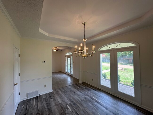 Building Photo - 3510 Sara Woods Dr