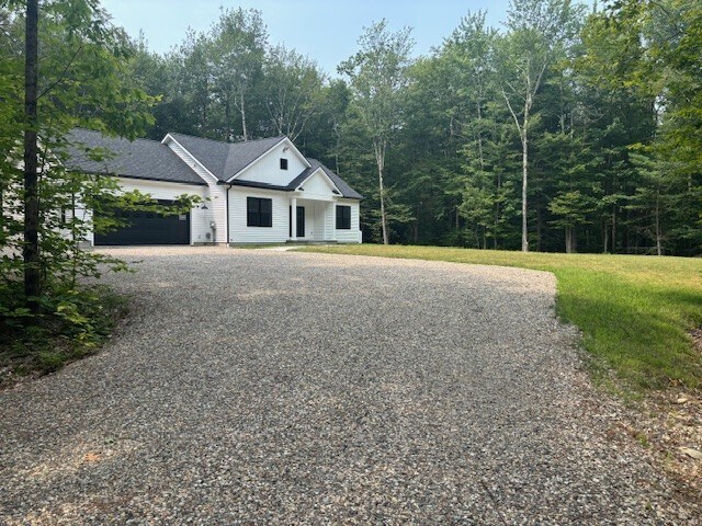 Building Photo - 15 Walk Rd