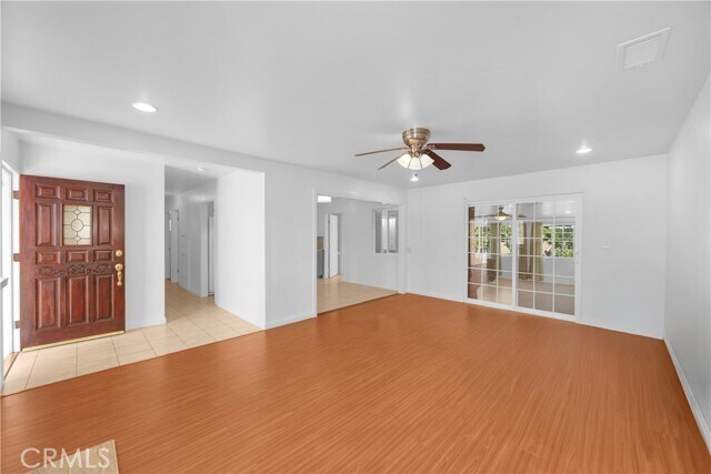 Building Photo - 1522 S Dallas Dr