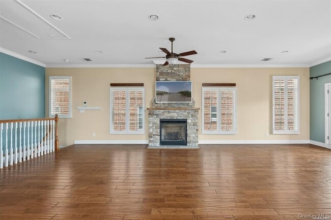 Building Photo - 434 E Broadway