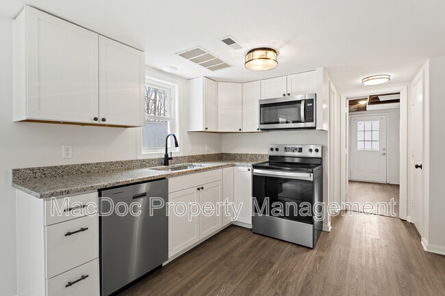 Building Photo - 38 Ocala Ln