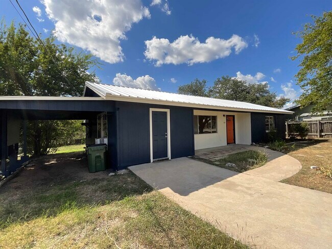 Building Photo - 802 Mildred Ave