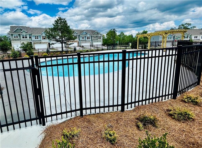 Building Photo - 380 Stoneybrook Dr