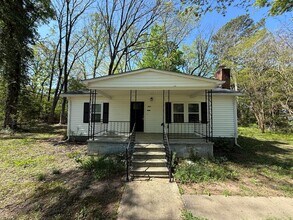 Building Photo - 2 Bedroom/1 Bath Home in Rock Hill