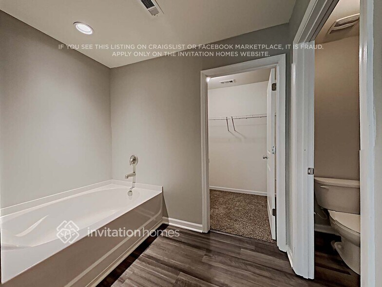 Building Photo - 6415 Maple Creek Ct