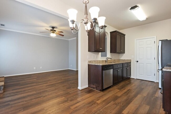 Building Photo - 154 Cypress Ct