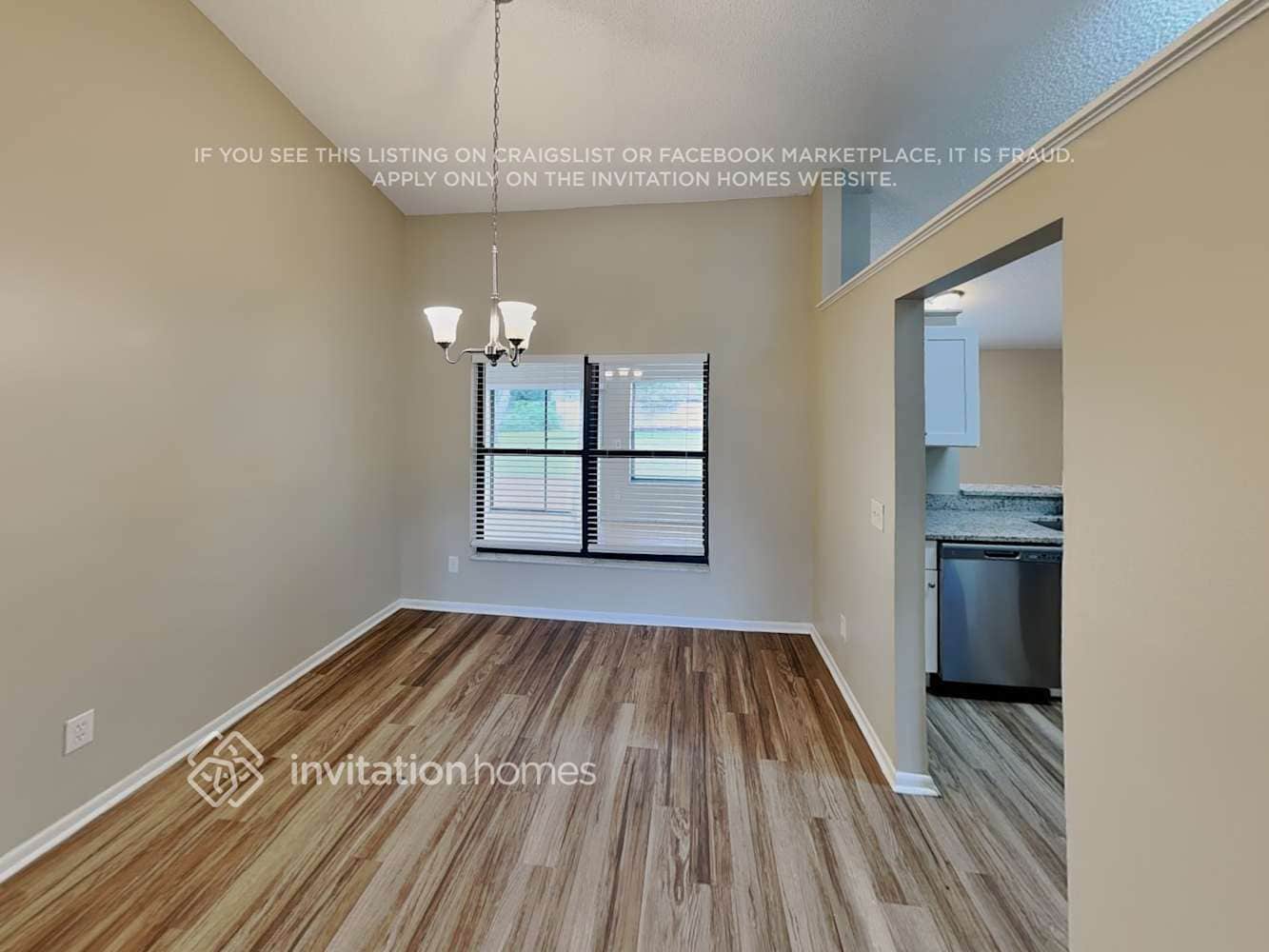 Building Photo - 2206 Fairmont Cir