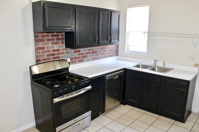 Kitchen - 88 W Maynard Ave