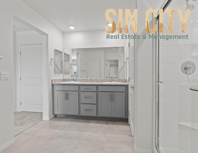 Building Photo - "Charming 4-Bed Home on Love Springs Ln: Spacious 1865 Sq Ft with 2.5 Baths in North Las Vegas!"