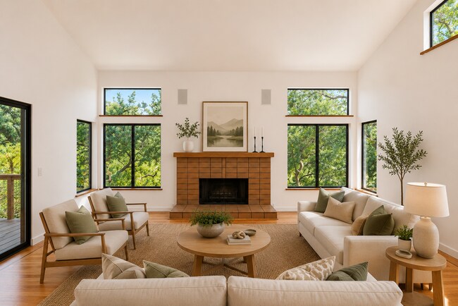 Building Photo - Montclair Four Bedroom Contemporary Late 20th Century Home