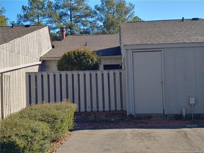 Building Photo - 122 Mallard Cove