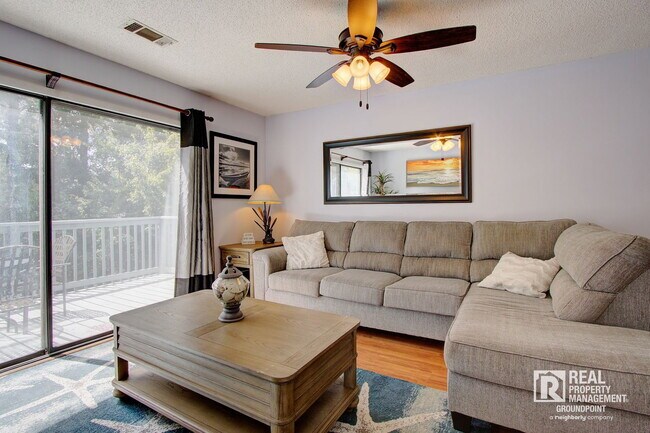 Building Photo - 8471 Yadkin Cir